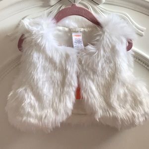 New Gymboree White Faux Fur Vest